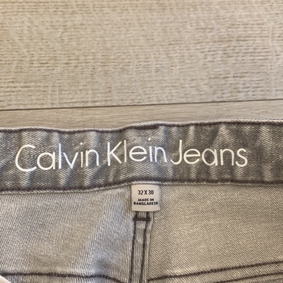 Calvin Klein Gray Washed Jeans - Picture 2 of 8
